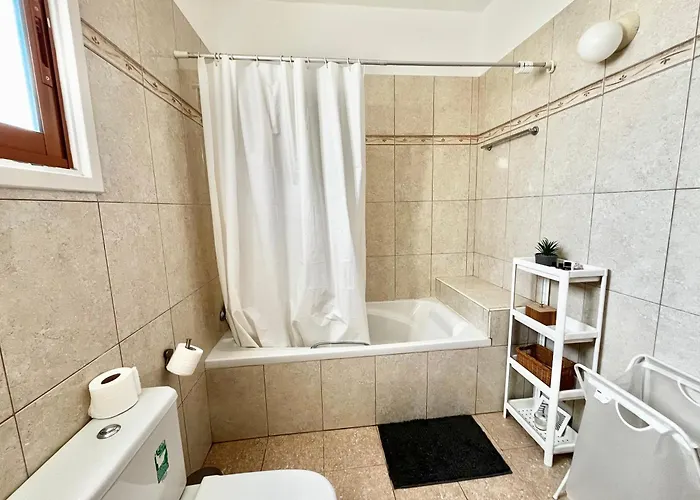 Tranquility Cove 別荘 ラルナカ