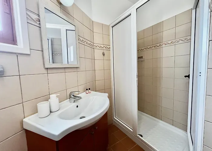 בית נופש Tranquility Cove לרנקה